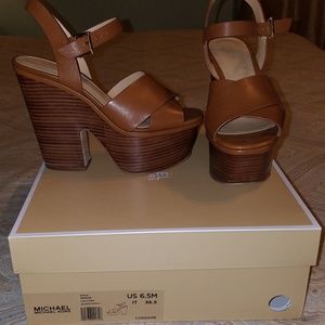 Michael Kors Divia Wedge